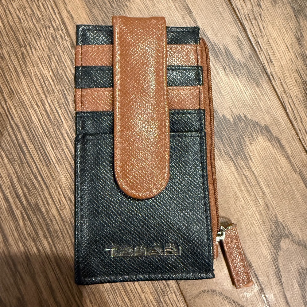 Tahari Black and Brown Card Holder